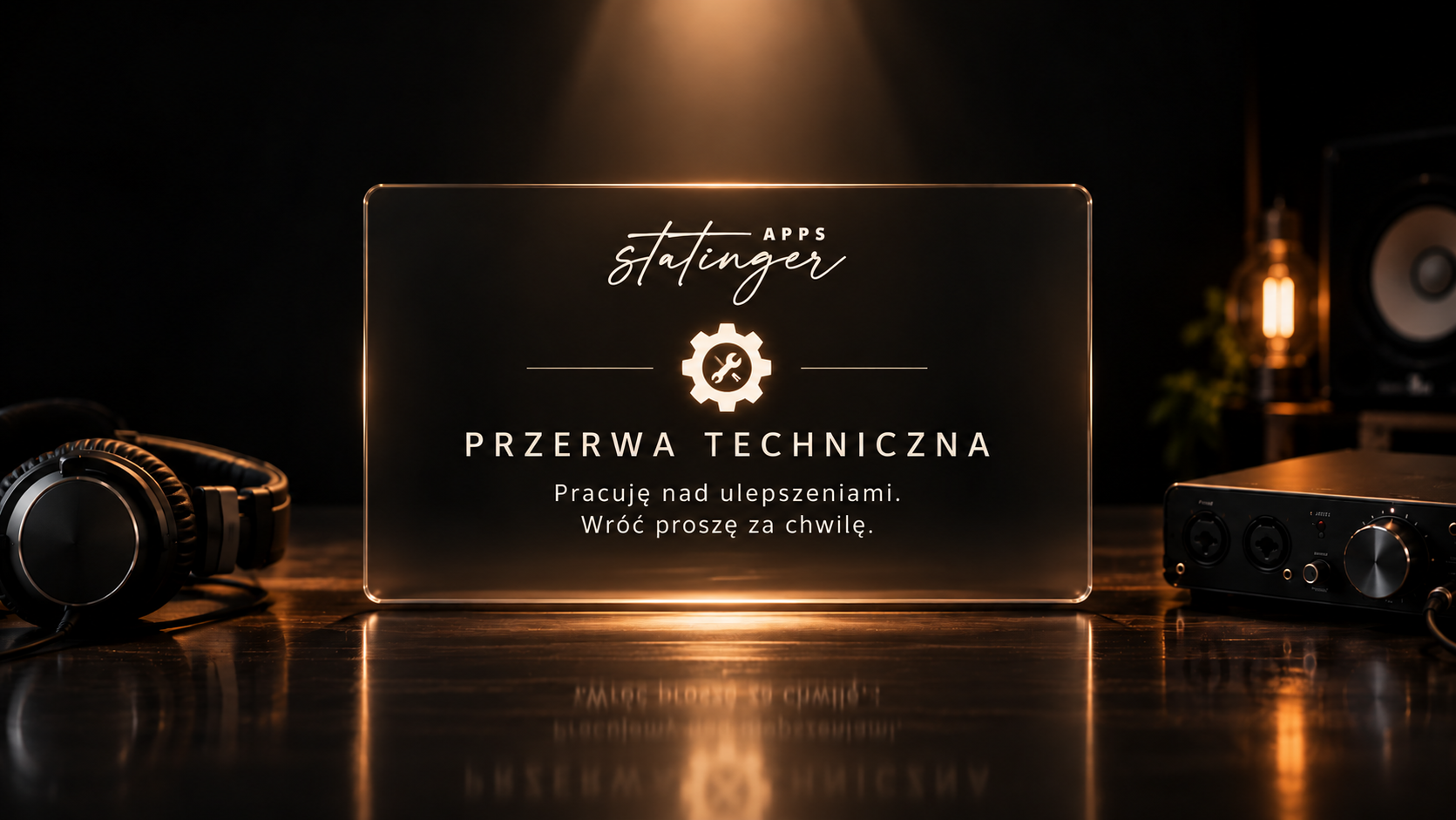 Ciemne studio muzyczne z podświetloną tablicą Statinger Apps